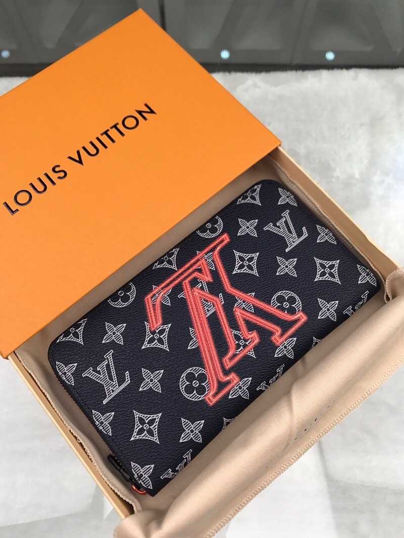 Louis Vuitton Louis Vuitton Logo Zippy Zippy Wallet M62931