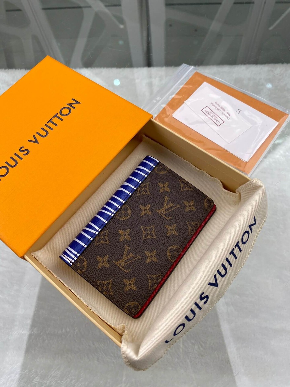 Louis Vuitton Pocket Organizer M69701
