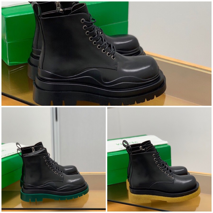 Bottega Veneta Men s black lace-up shoes with cow leather lining