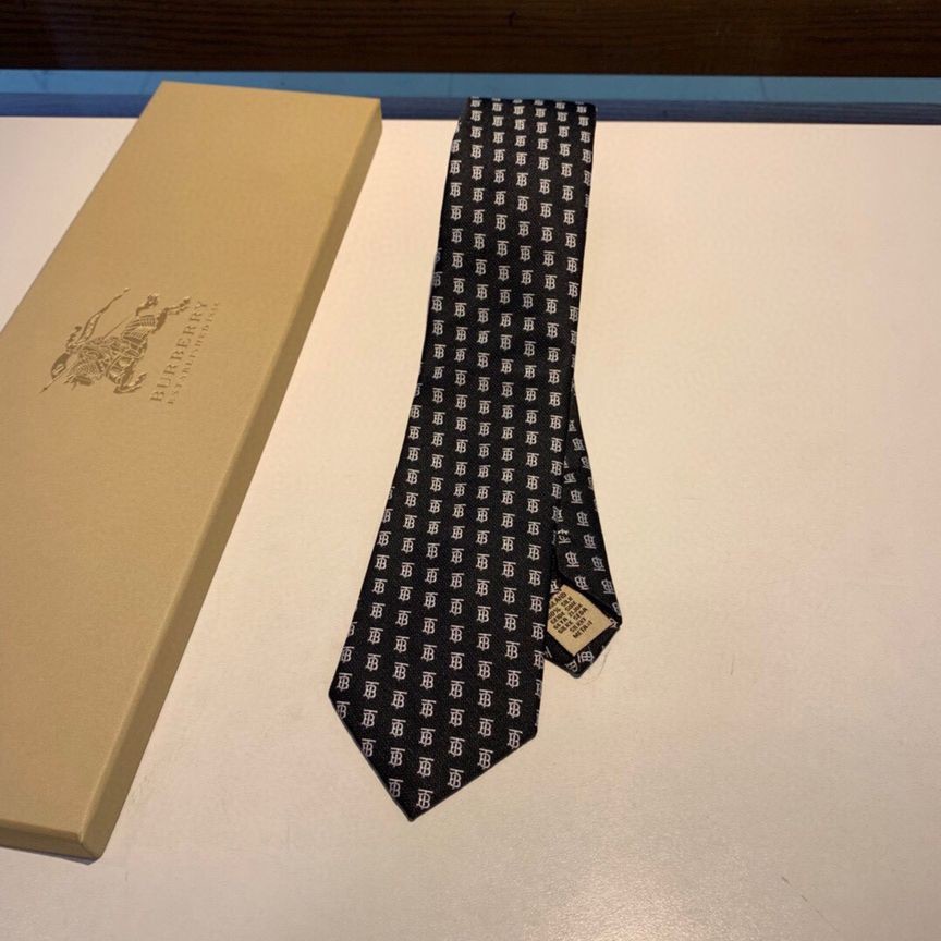Burberry Silk embroidery men s tie