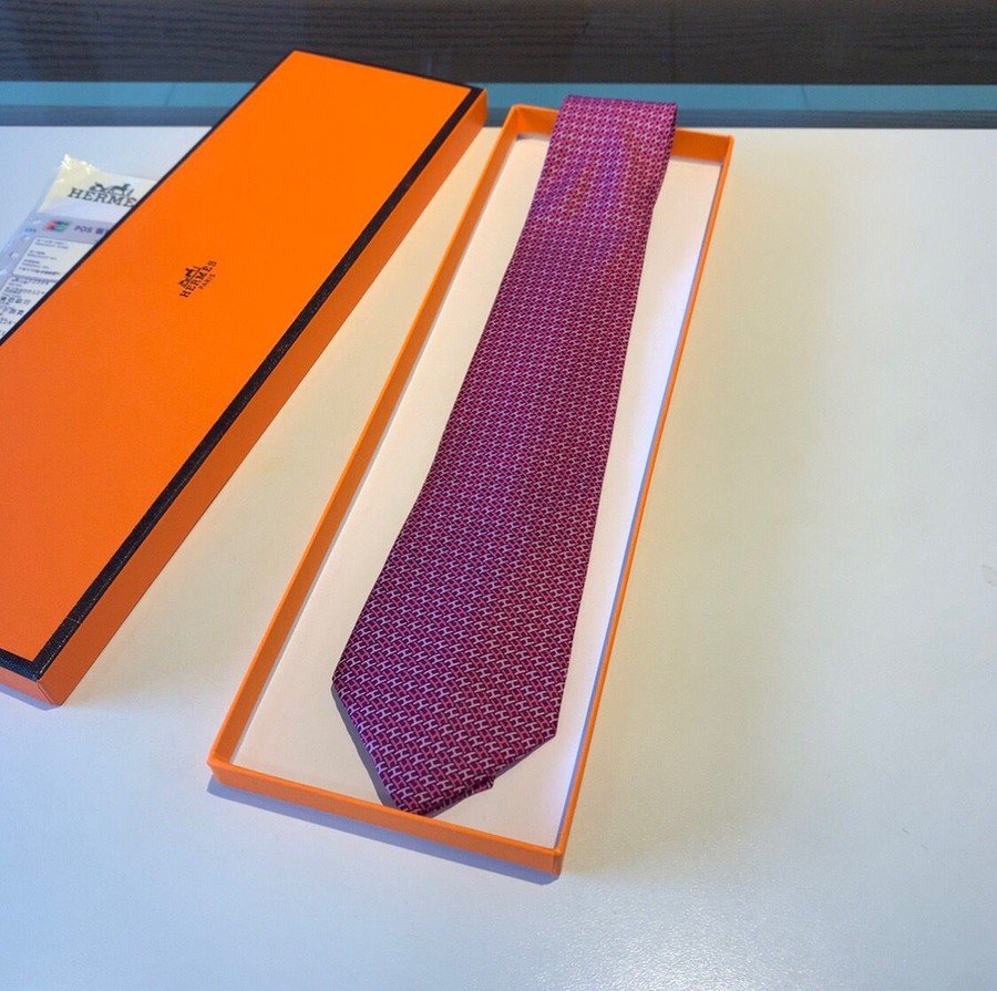 Hermes Twill silk men s tie