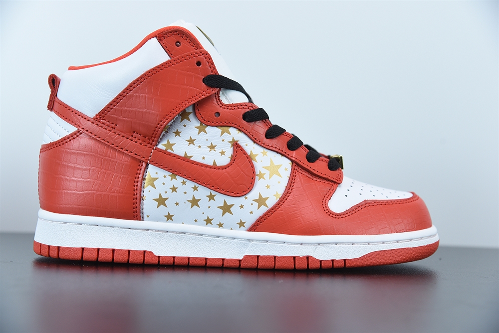 Nike Dunk High Pro SB Supreme Red Stars