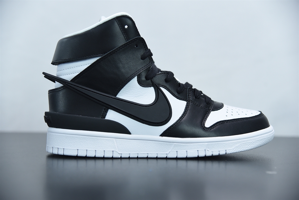 Nike Dunk High Ambush Black White(With Video)